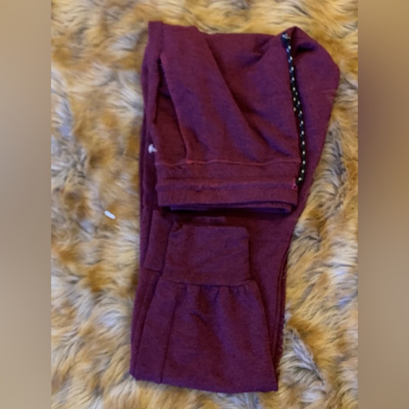 Sundry Everyday Sweater Knit Joggers size 3 color Brick red/Maroon - Picture 8 of 8